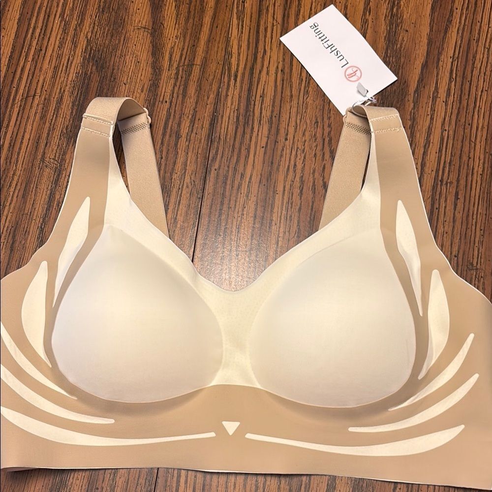 Tan/Cream Supportive Lightly Padded Bra with Elegant Accents